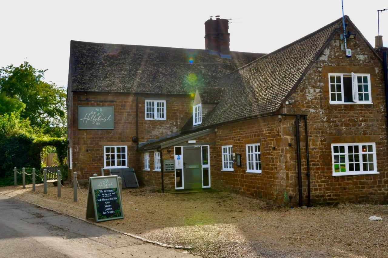 The Hollybush Inn And B&B Priors Marston エクステリア 写真