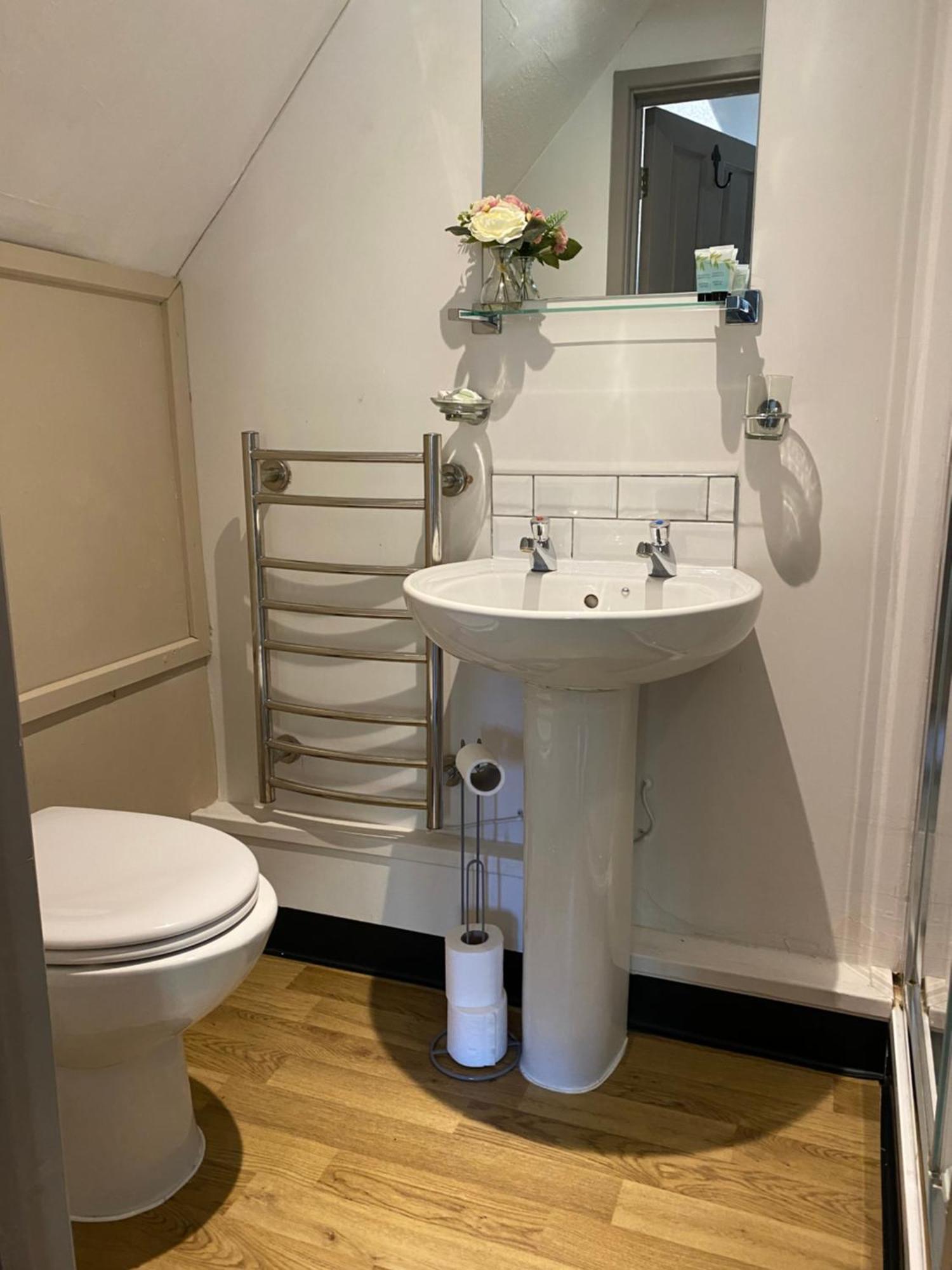 The Hollybush Inn And B&B Priors Marston エクステリア 写真